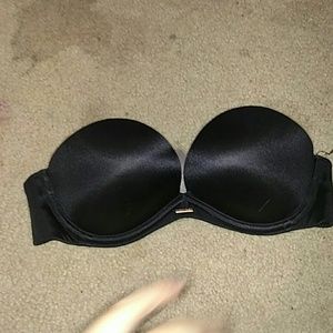 VS strapless bra 32A